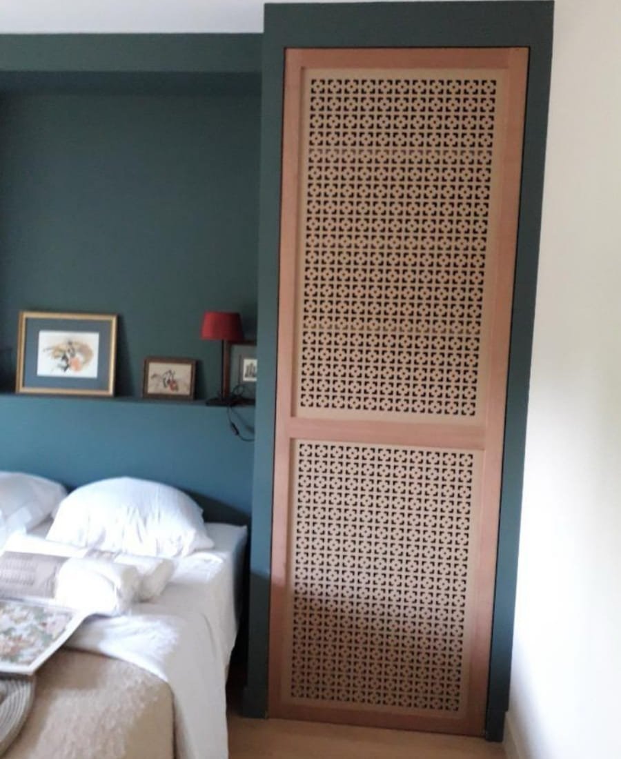 Aménagement d’intérieur en bois sculpté